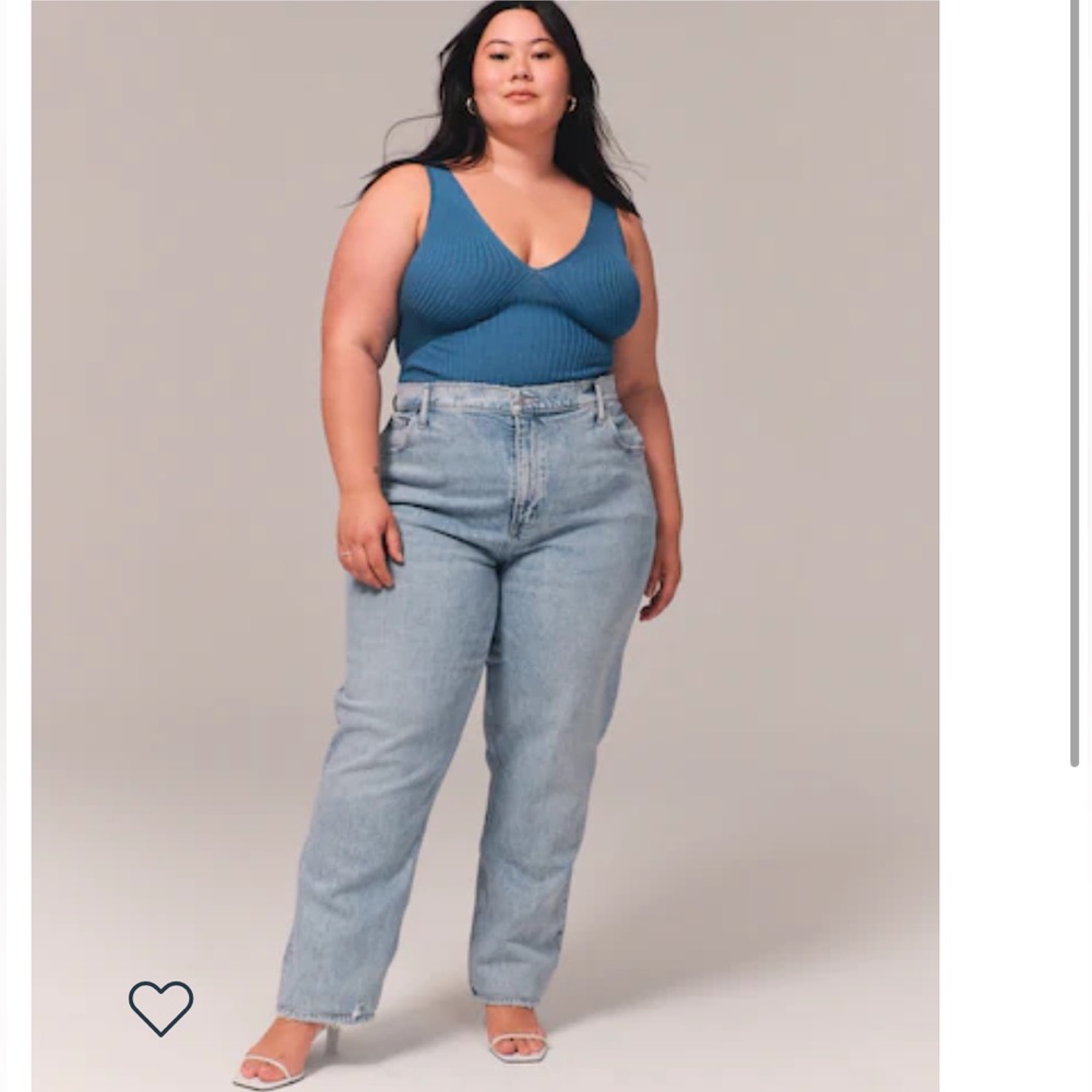 Abercrombie Curve Love ultra high rise 90s straight jeans